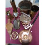 Quantity of various copper and brasswares