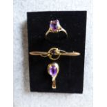 9ct gold Amethyst ring size P, 9ct gold Amethyst brooch 5g