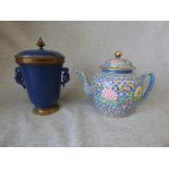 Chinese famille rose tea pot and Chinese lidded vase Kanchi