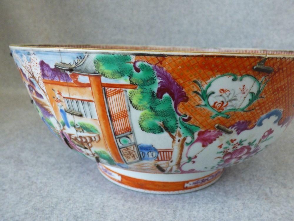 Chinese Cantonese bowl, 26cm dia. (cracks and restoration) - Image 5 of 5