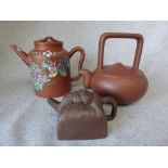 3 various Chinese teapots