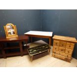 Formica checked top table together with a black & chrome retro table; small chest of 8 drawers,