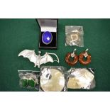 Selection of costume jewellery