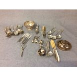 Hallmarked silver bowl & qty of silver plated cutlery, 4 ozt