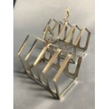 Pair of hallmarked silver 4 division toast racks, 3.63 ozt