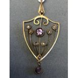 Yellow metal, pearl and amethyst pendant, 2g