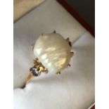14 carat yellow gold baroque pearl and amethyst ring