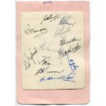 Nottinghamshire C.C.C. c1948. Album page signed in ink (one in pencil) by twelve Nottinghamshire