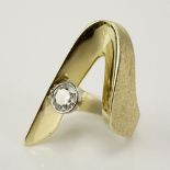 Lady's Retro Approx. .95 Carat Round Brilliant Cut Diamond and 14 Karat Yellow Gold Ring. Diamond