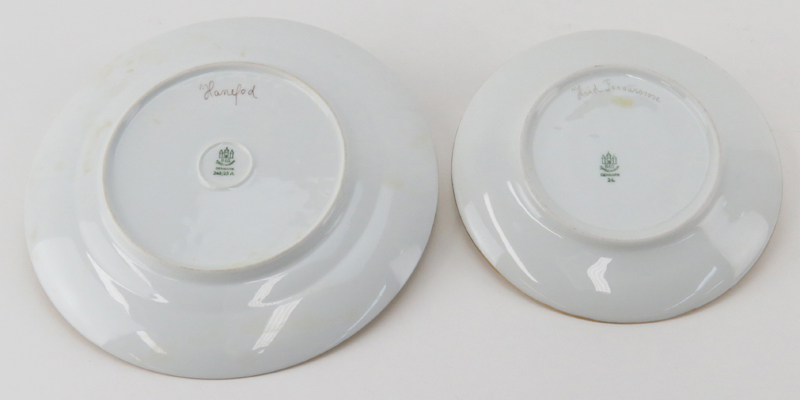 Twenty Four (24) Piece Bing & Grondahl "Big71" Porcelain Plates. Various hand painted flowers en - Image 4 of 6