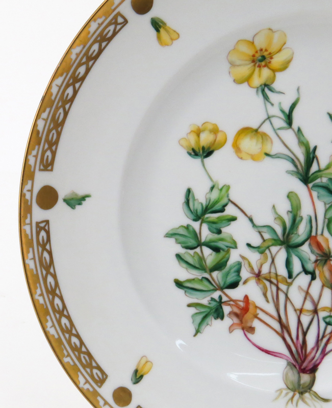 Twenty Four (24) Piece Bing & Grondahl "Big71" Porcelain Plates. Various hand painted flowers en - Image 3 of 6