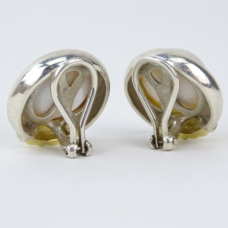 Vintage Mabe Pearl, 18 Karat Yellow Gold and Sterling Silver Button Earrings. Stamped Tiffany &Co, - Image 2 of 3