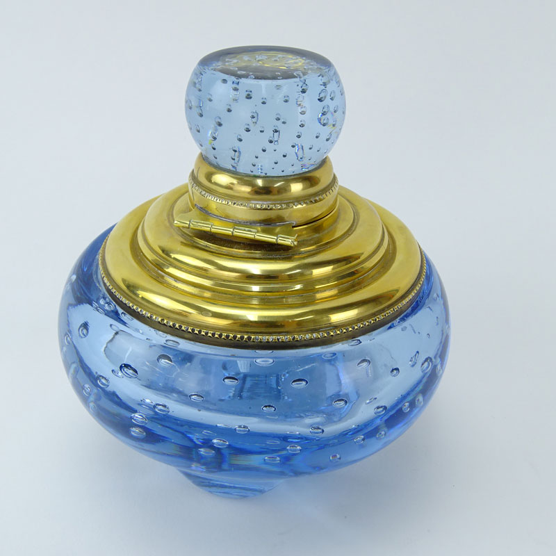 Vintage Pairpoint Style Art Glass Brass Top Inkwell/Paperweight. Light cobalt blue shade with - Image 3 of 5