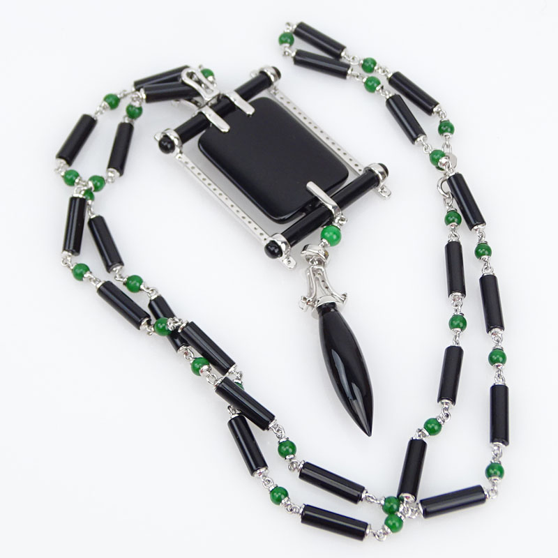 Art Deco style Approx. 1.25 Carat Diamond, Black Onyx, Jade and 18 Karat White Gold Pendant - Image 3 of 4