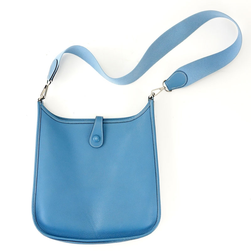 Hermès Blue Jean Togo Leather Evelyne I-2 PM Messenger Bag. With palladium hardware, single flat - Image 2 of 4