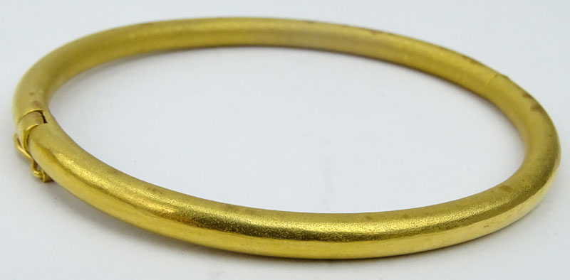Three (3) Vintage Heavy 22 to 24 Karat Yellow Gold Hinged Bangle Bracelets. Each appropriately - Image 6 of 7