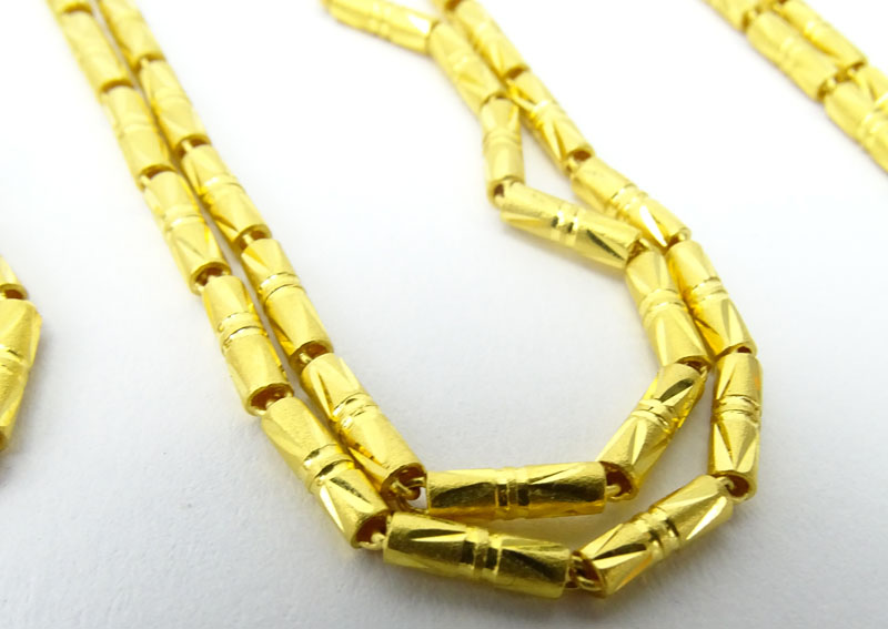 Vintage 24 Karat Fine Yellow Gold Link Necklace. Stamped 9999. Good condition. Measures 84" long, - Image 4 of 5