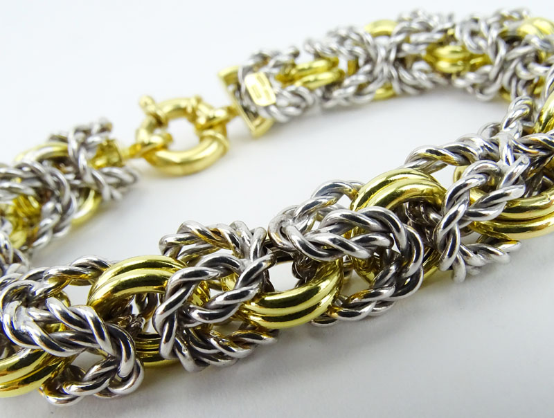 Vintage Italian 18 Karat Yellow and White Gold Braided Double Hoop Link Bracelet. Signed and stamped - Image 4 of 5