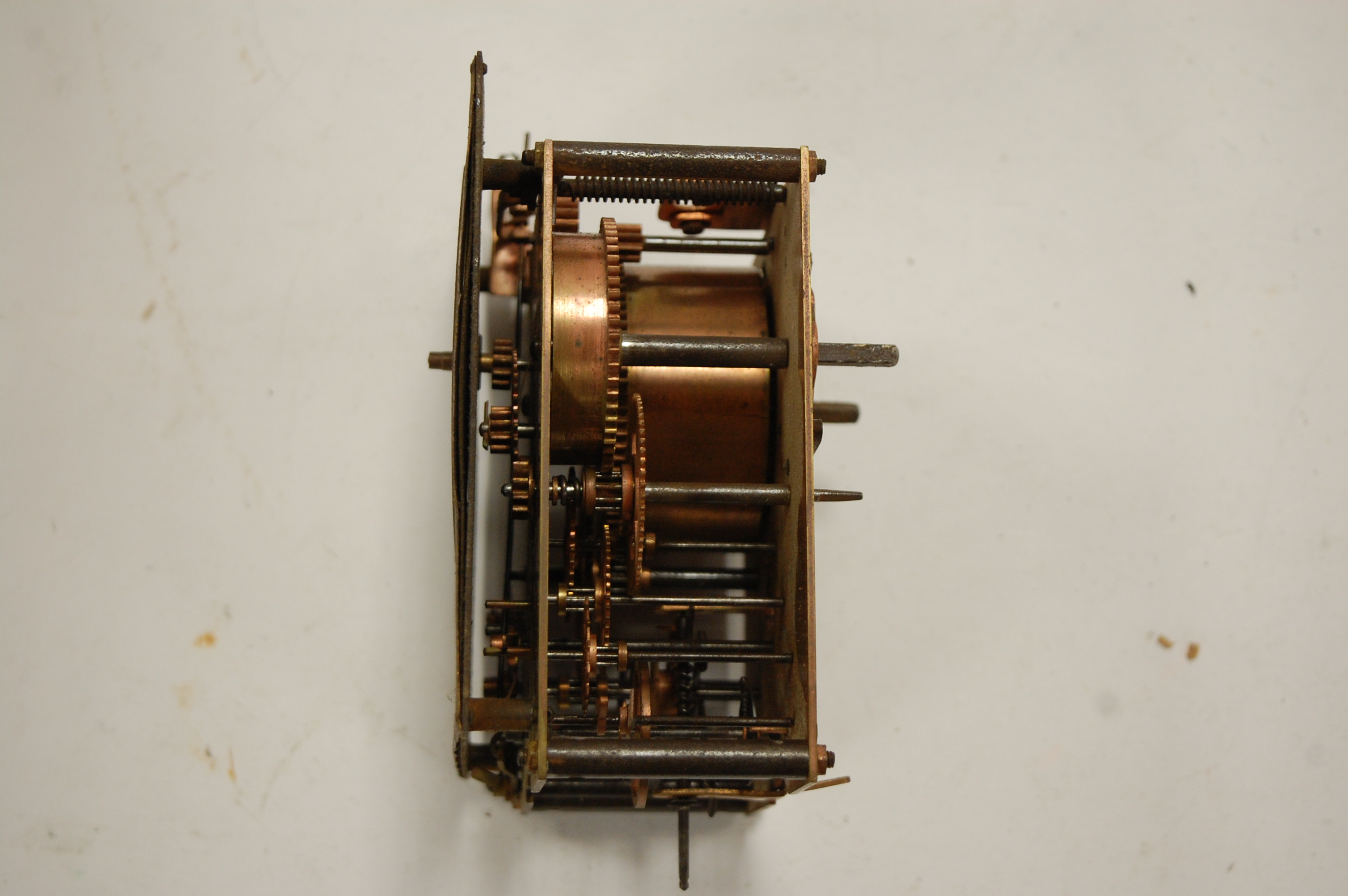 A circa 1900 oak cased polyphon driven musical clock (a/f) Condition Report / Extra - Image 9 of 15