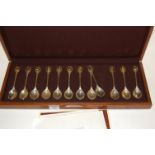 A cased set of twelve silver teaspoons,