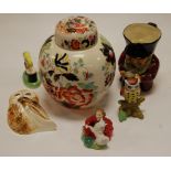 A collection of miscellaneous china to include;