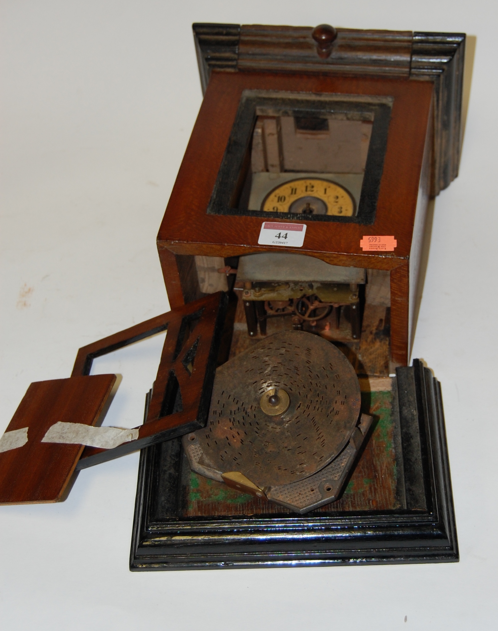 A circa 1900 oak cased polyphon driven musical clock (a/f) Condition Report / Extra