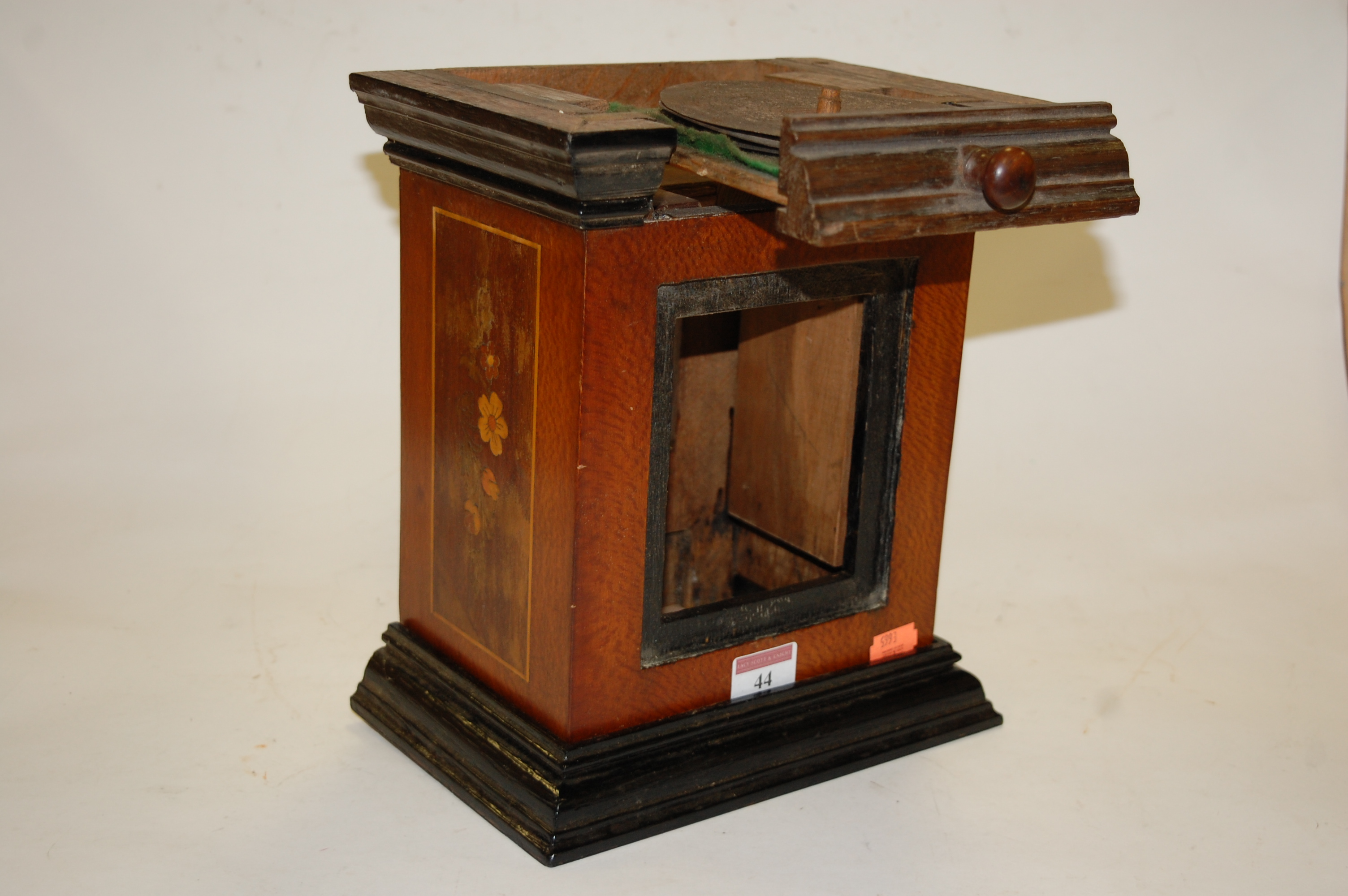 A circa 1900 oak cased polyphon driven musical clock (a/f) Condition Report / Extra - Image 2 of 15