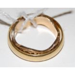 18ct gold wedding band, 3.9g, together with a 9ct gold and embossed wedding band, 2.