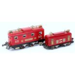 2x Lionel American pre war electric outline locos with pantographs and head lights - red 0-4-0 No.
