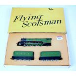 A Trix Trains 1180 LNER green 'Flying Scotsman' locomotive with twin tenders (G-BG)