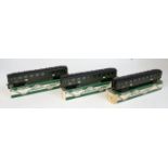 Hornby Acho 7x green SNCF bogie coaches including 2x 1st class and 5x 2nd class - 6 boxed (VG-BF-G)