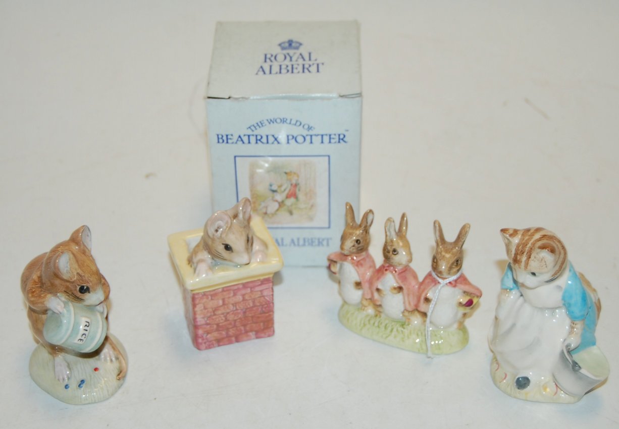 Four Royal Albert Beatrix Potter figures, to include; Tom Kitten, Hunka-Munka spills the beads,