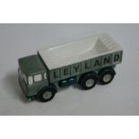 A ceramic model from the Derek Fowler Studio of Chelsea Leyland Retriever Freightline Truck