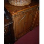 A contemporary oak and yew wood crossbanded double door hi-fi cabinet, w.