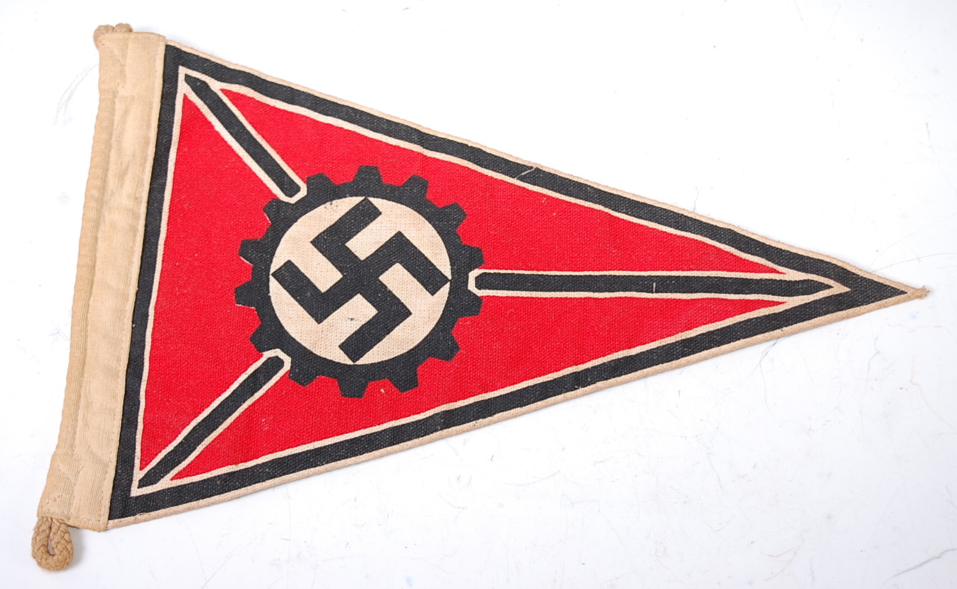 A German Teno pennant having printed swastika emblem, 32cm.