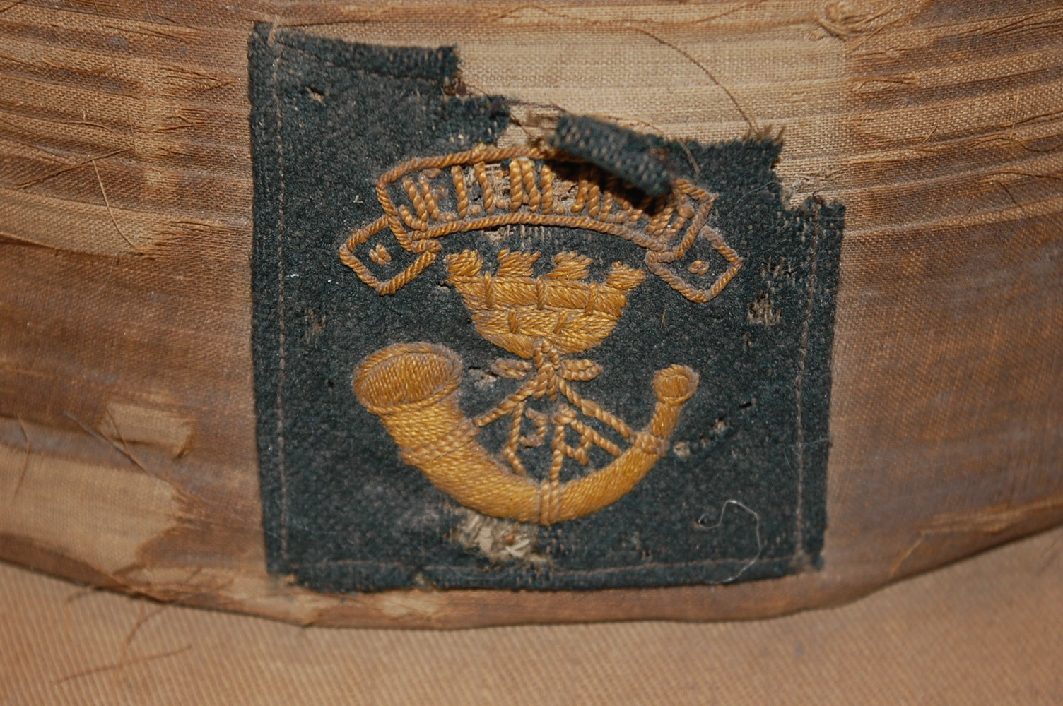 A Foreign Service Wolseley pattern pith helmet of six panel cork construction with Khaki cloth - Image 2 of 4