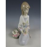 A Lladro Collectors' Society figurine Flower Song 7607