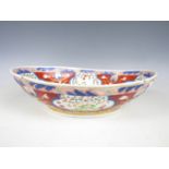 An 18th / 19th century Chinese oval porcelain bowl