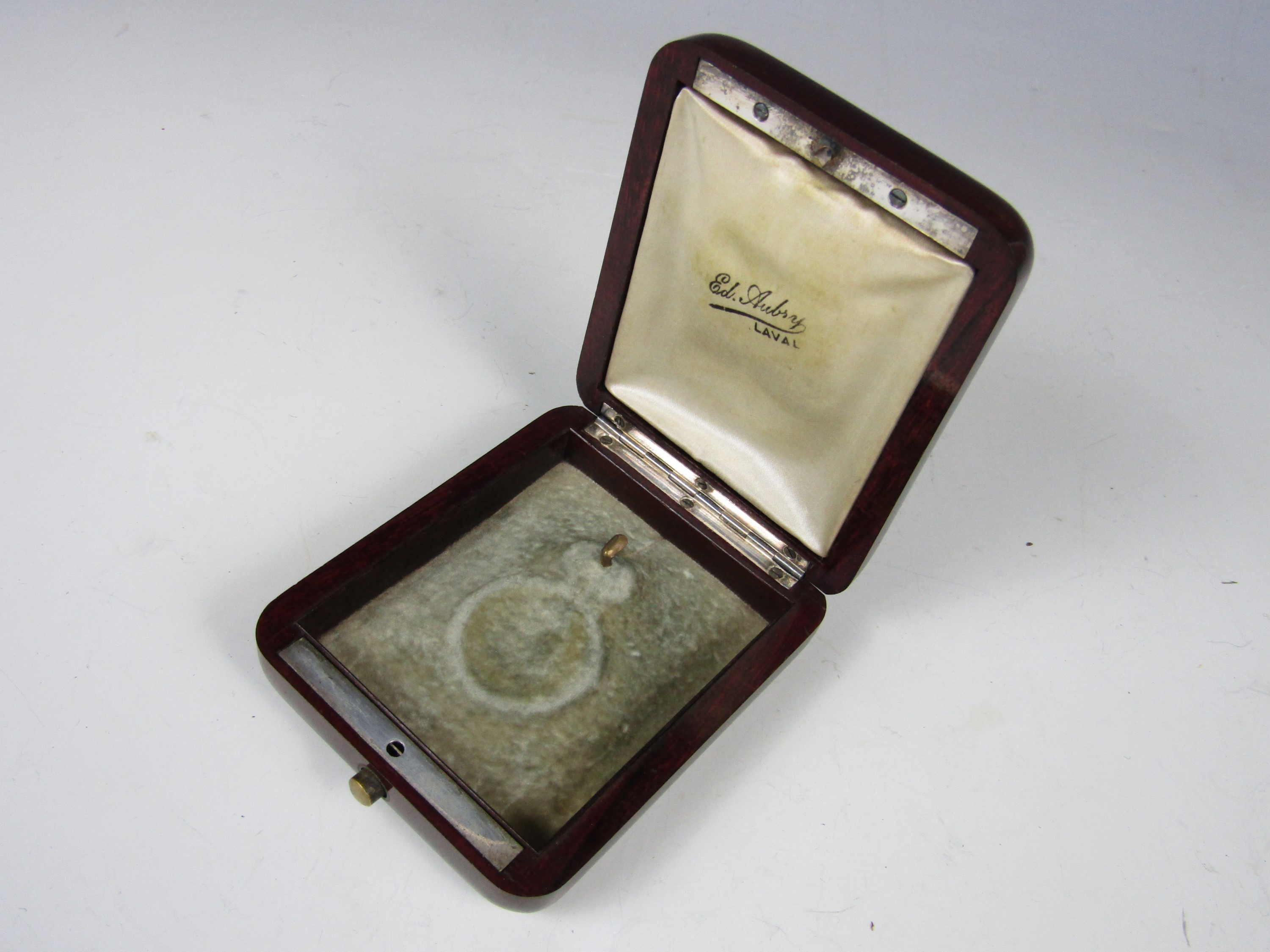 A late 19th / early 20th century abalone inlaid pocket watch case / stand - Image 2 of 2