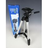 A Jessops TP318 boxed tripod