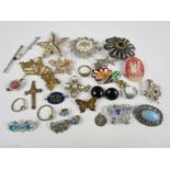 Vintage costume jewellery, including paste brooches, earrings and rings