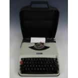 An Underworld 19 portable typewriter