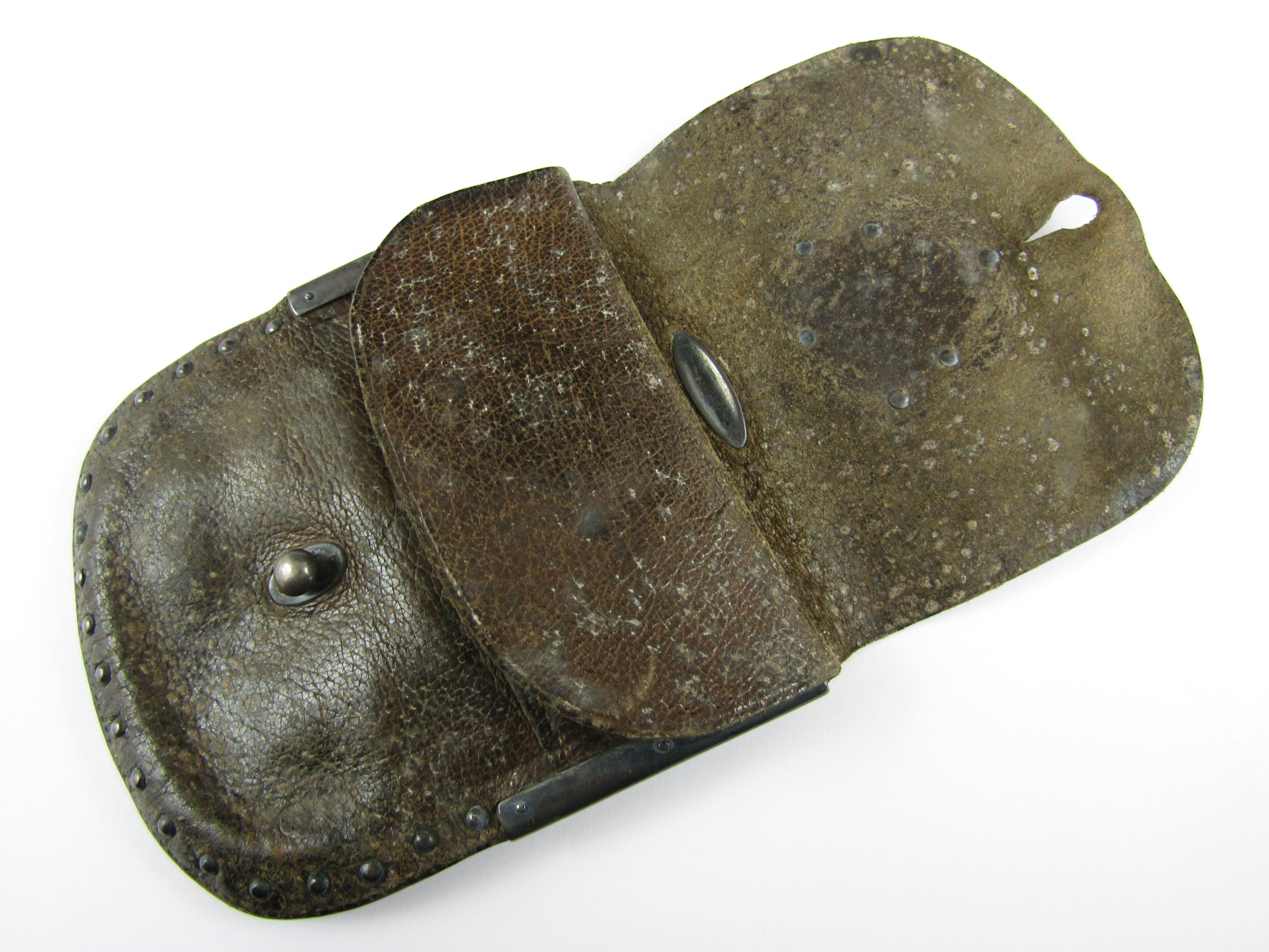 A late 18th / early 19th Century white metal mounted leather purse, 11 cm x 11 cm - Image 2 of 2