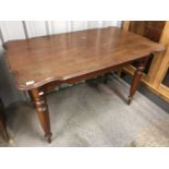 A Victorian mahogany kitchen table, 122 x 71 x 75 cm