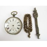 A late 19th Century gentleman's pocket watch, with a white enamelled face, Roman numerals and a