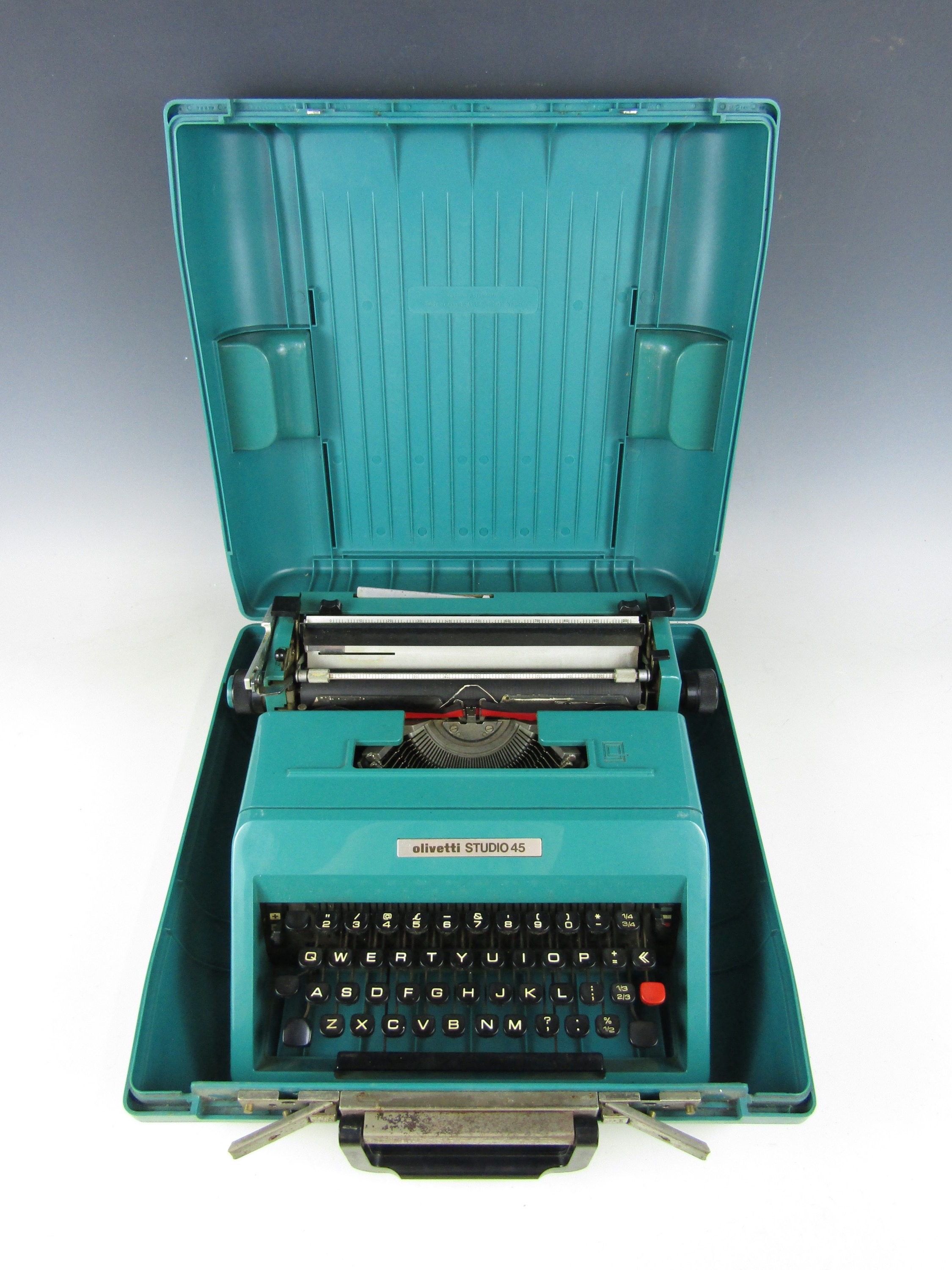 An Olivetti Studio 45 typewriter