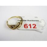 A 9ct gold dress ring with a trifurcated and twist set face, 2.3g