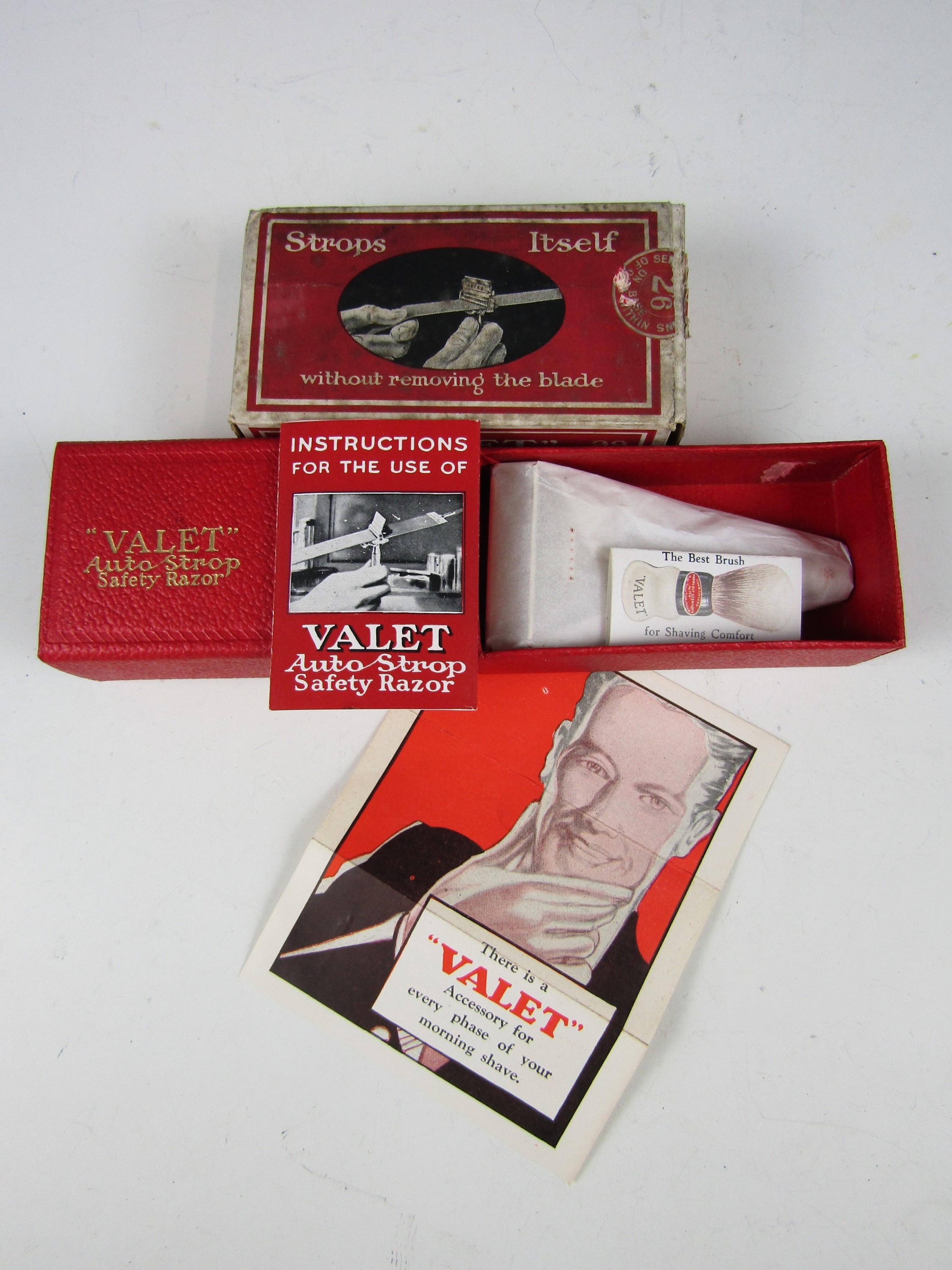 A boxed 1920's Valet auto strop safety razor