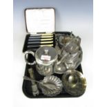 A quantity of electroplate including a teapot, toast rack and tray etc