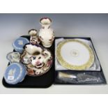 A quantity of Mason's and Wedgwood wares together with a Worcester cake plate